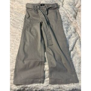 Cropped wide leg grey pants